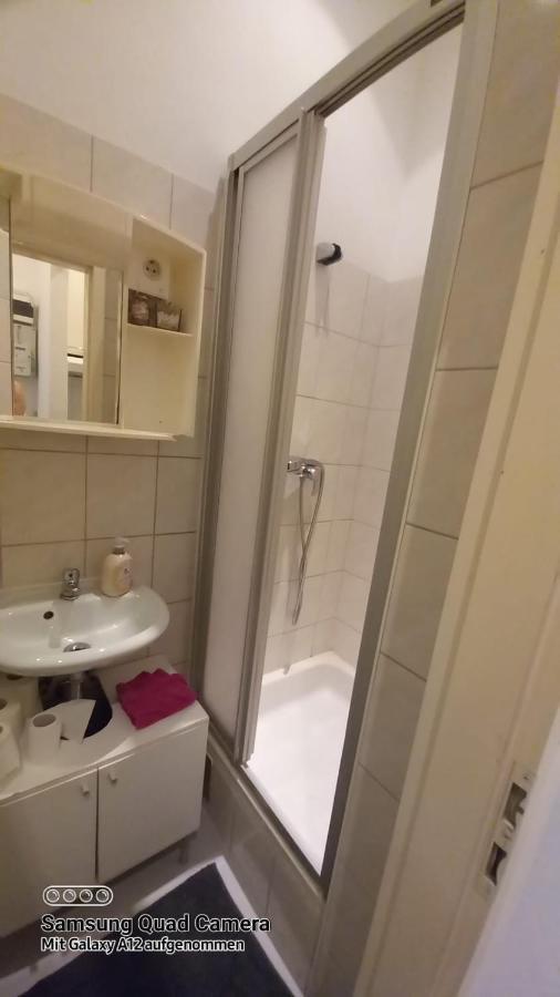 Vienna Center Studio Apartment Екстериор снимка